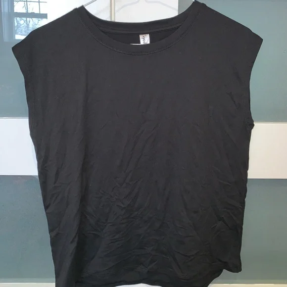 T-shirts - Picture 5 of 9